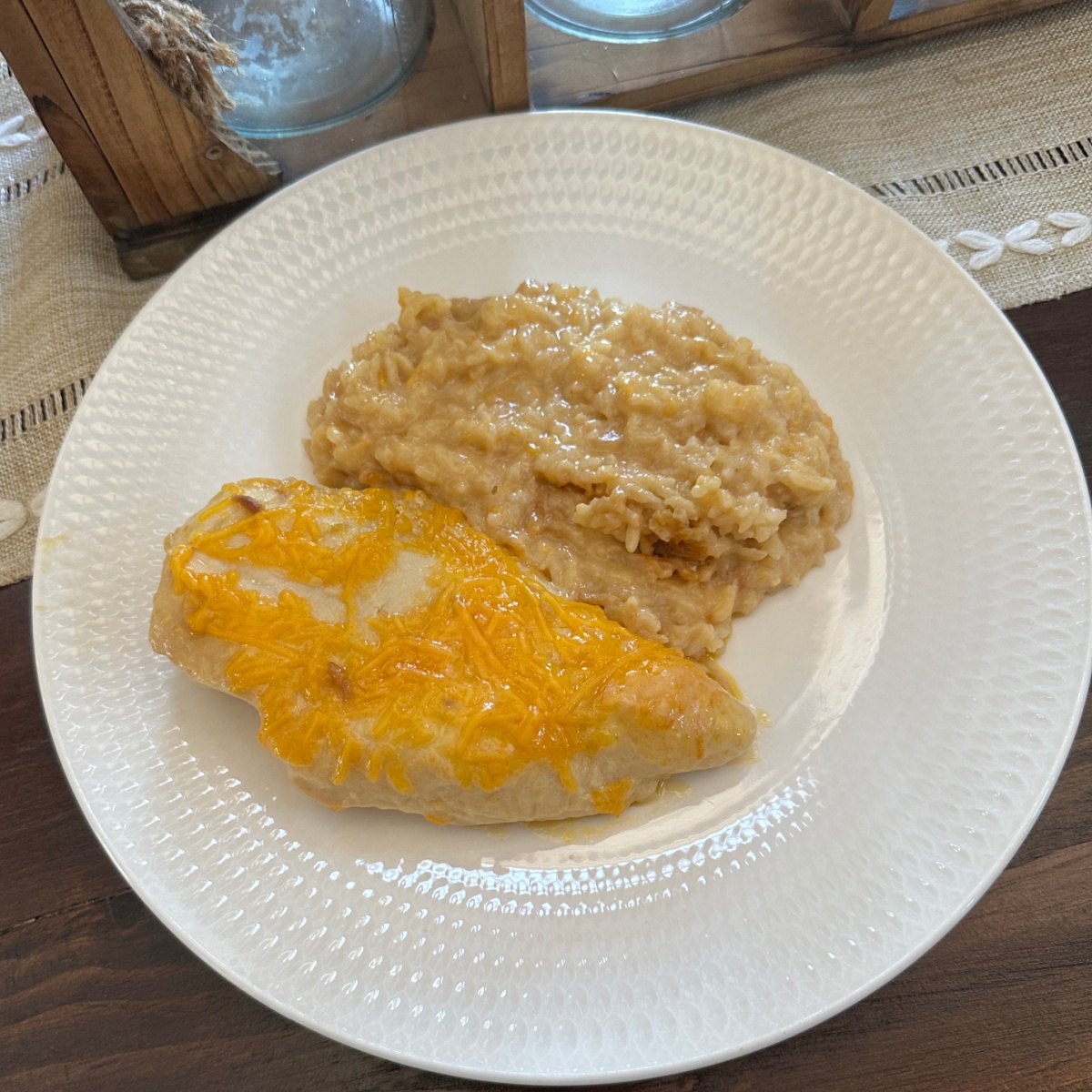 Easy Chicken Rice Casserole: Your Go-To Simple One-Dish Dinner